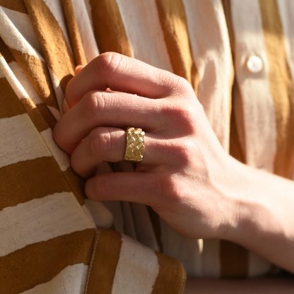 8.6.4. Woven Brass Ring