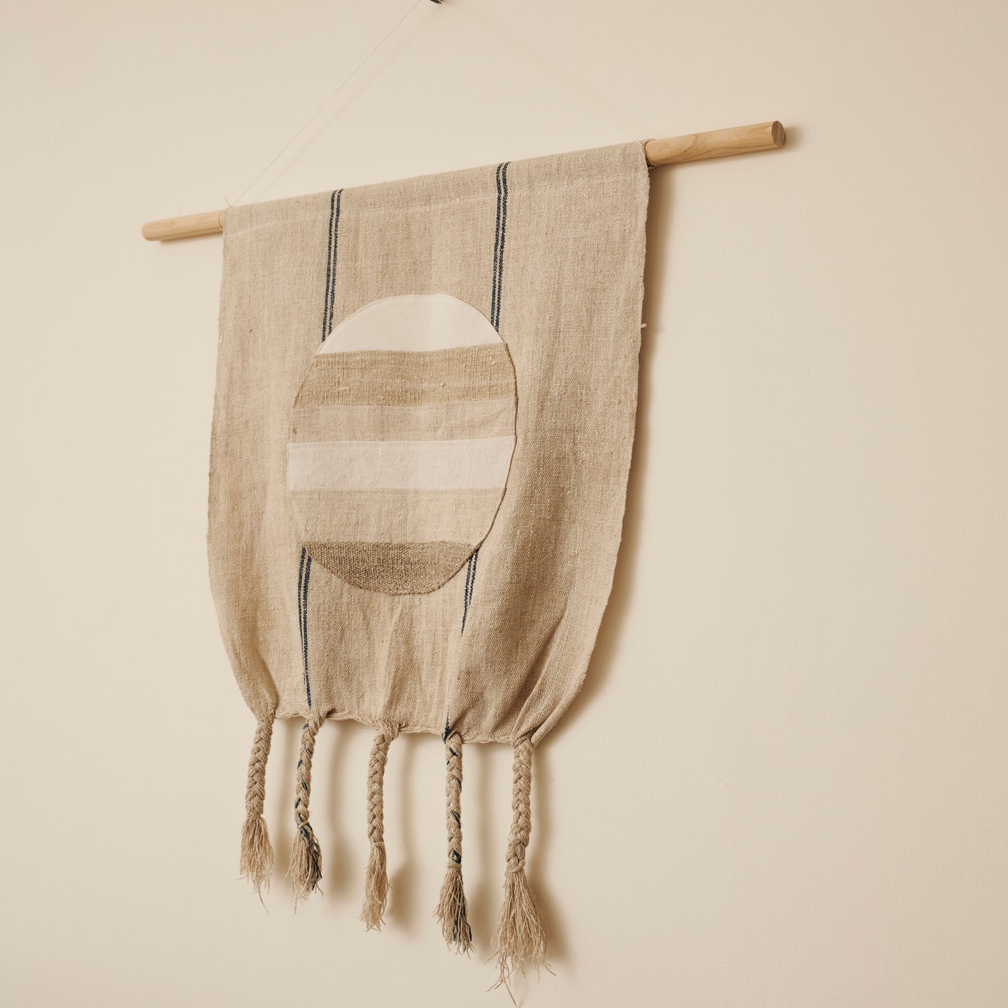 Patriae Circle Wall Hanging